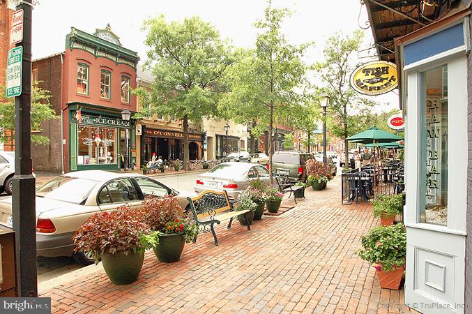 801 N PITT ST N #1206, ALEXANDRIA, Virginia 22314, 1 Bedroom Bedrooms, ,1 BathroomBathrooms,Residential,For sale,801 N PITT ST N #1206,VAAX2045586 MLS # VAAX2045586