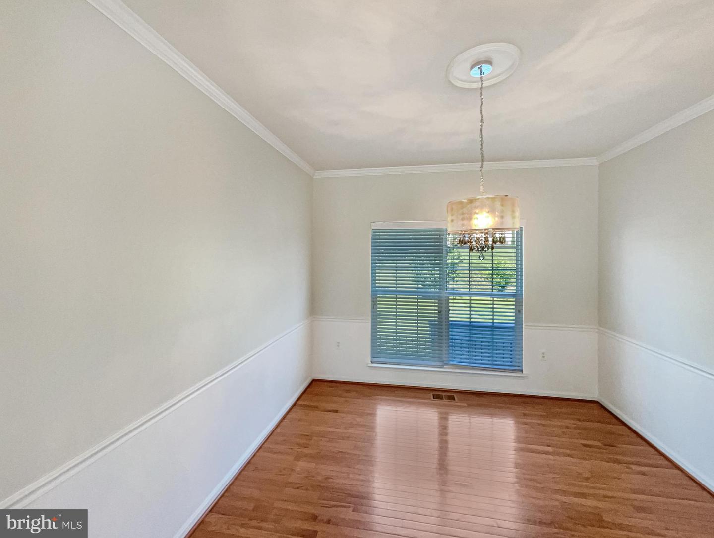 821 DEVONSHIRE CIR, PURCELLVILLE, Virginia 20132, 5 Bedrooms Bedrooms, ,3 BathroomsBathrooms,Residential,For sale,821 DEVONSHIRE CIR,VALO2097508 MLS # VALO2097508