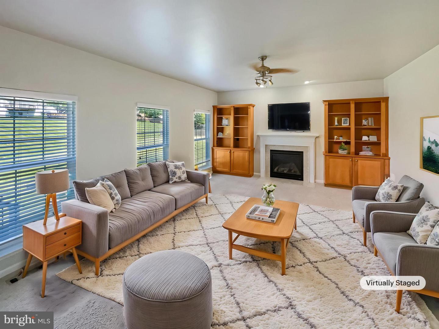821 DEVONSHIRE CIR, PURCELLVILLE, Virginia 20132, 5 Bedrooms Bedrooms, ,3 BathroomsBathrooms,Residential,For sale,821 DEVONSHIRE CIR,VALO2097508 MLS # VALO2097508