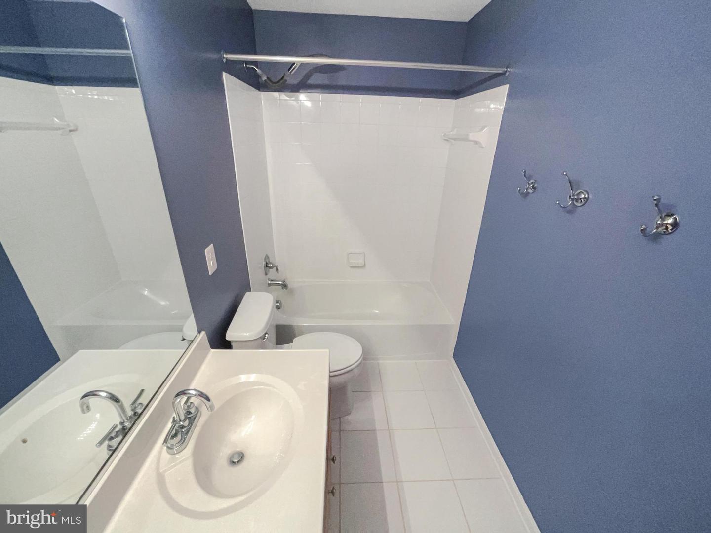 821 DEVONSHIRE CIR, PURCELLVILLE, Virginia 20132, 5 Bedrooms Bedrooms, ,3 BathroomsBathrooms,Residential,For sale,821 DEVONSHIRE CIR,VALO2097508 MLS # VALO2097508