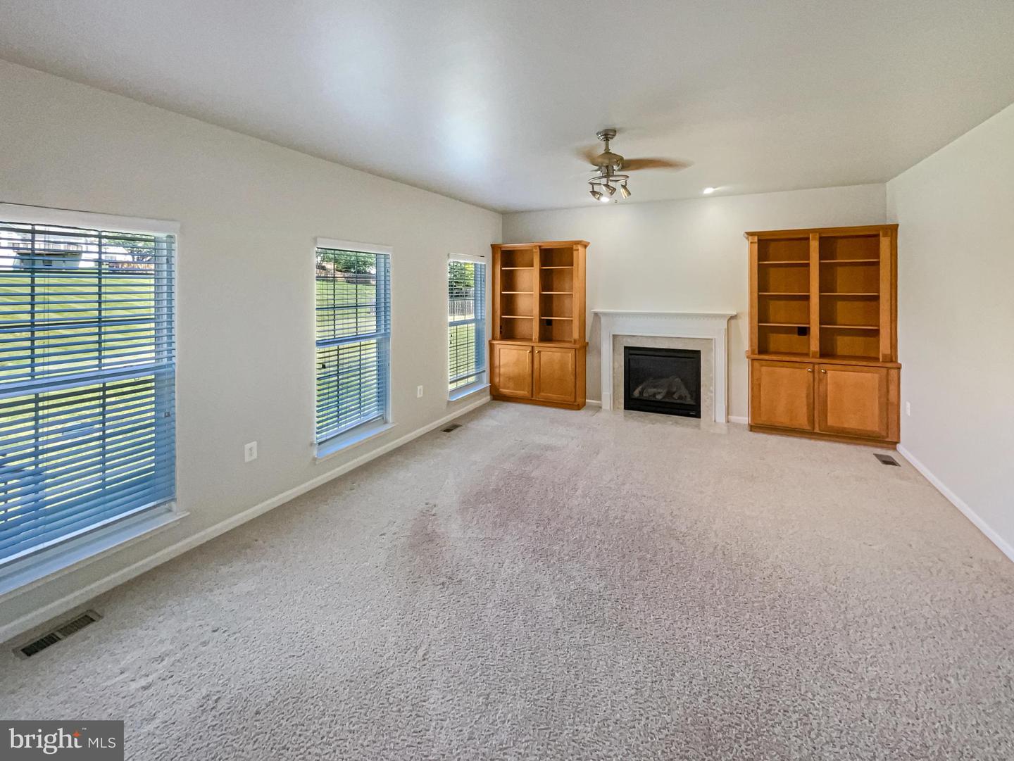 821 DEVONSHIRE CIR, PURCELLVILLE, Virginia 20132, 5 Bedrooms Bedrooms, ,3 BathroomsBathrooms,Residential,For sale,821 DEVONSHIRE CIR,VALO2097508 MLS # VALO2097508