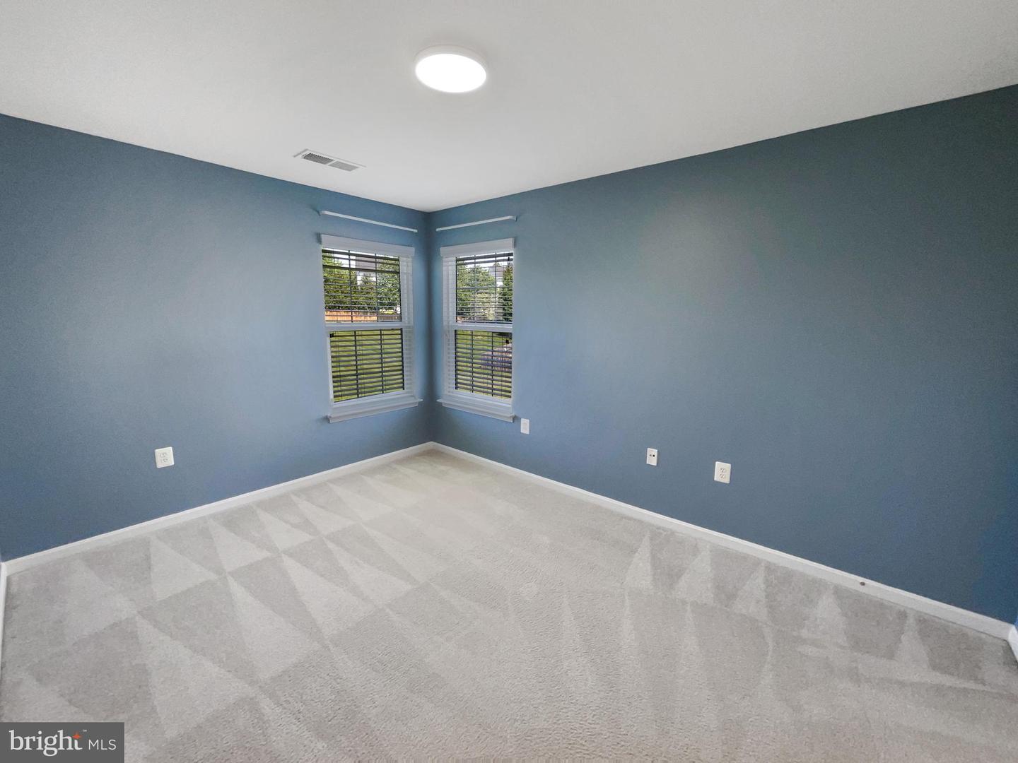 821 DEVONSHIRE CIR, PURCELLVILLE, Virginia 20132, 5 Bedrooms Bedrooms, ,3 BathroomsBathrooms,Residential,For sale,821 DEVONSHIRE CIR,VALO2097508 MLS # VALO2097508