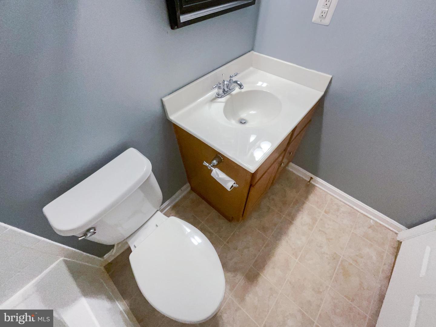 821 DEVONSHIRE CIR, PURCELLVILLE, Virginia 20132, 5 Bedrooms Bedrooms, ,3 BathroomsBathrooms,Residential,For sale,821 DEVONSHIRE CIR,VALO2097508 MLS # VALO2097508