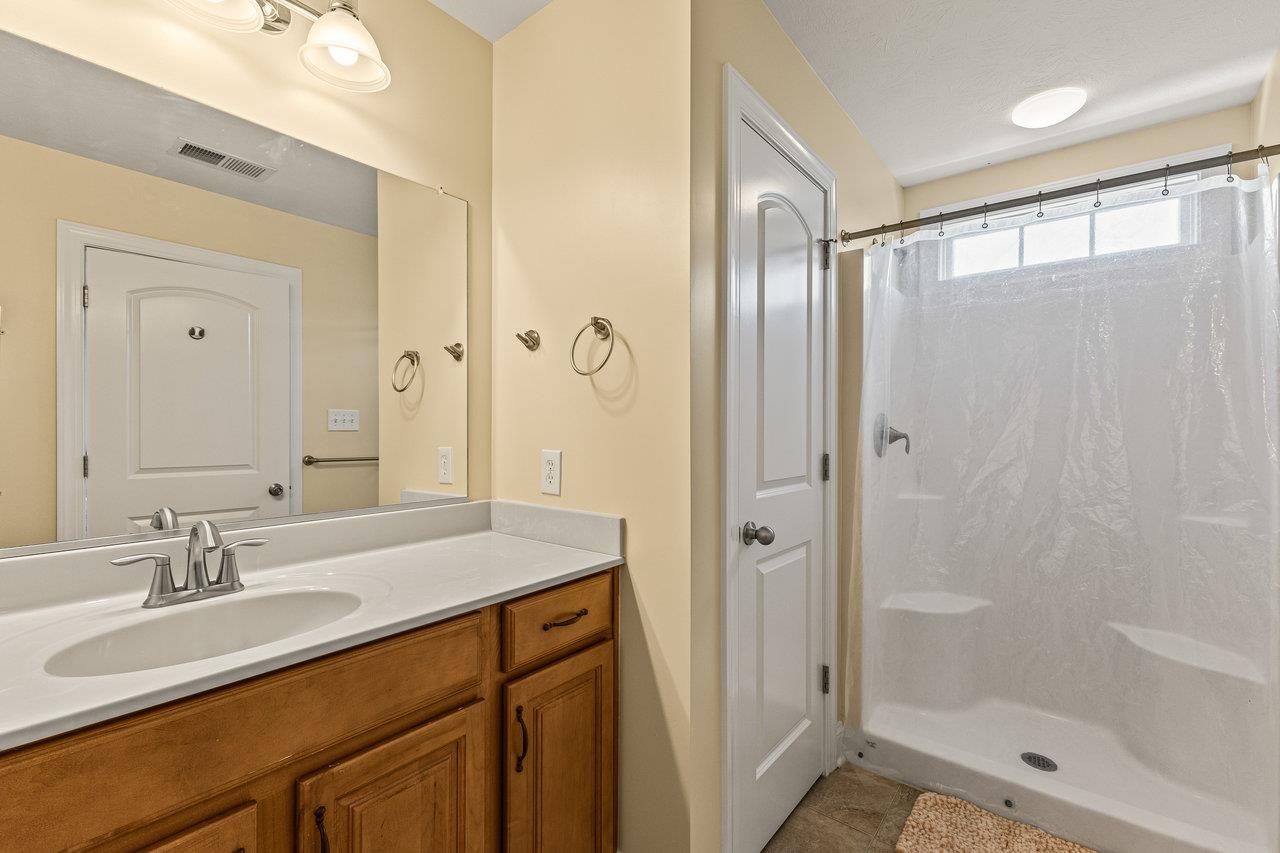 375 BLUE STONE HILLS DR, HARRISONBURG, Virginia 22801, 3 Bedrooms Bedrooms, ,2 BathroomsBathrooms,Residential,375 BLUE STONE HILLS DR,664827 MLS # 664827