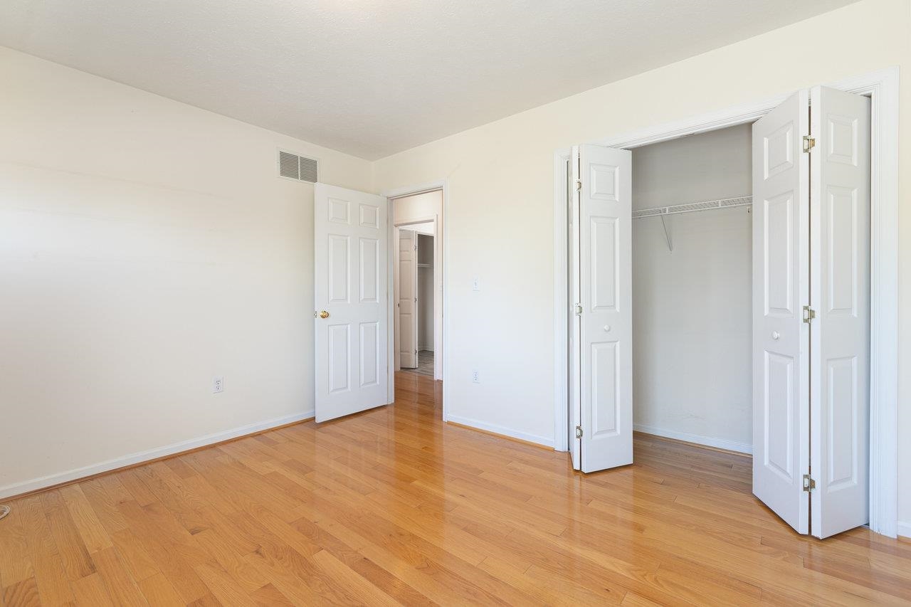 1098 ROBIN HOOD CT, ROCKINGHAM, Virginia 22801, 2 Bedrooms Bedrooms, ,1 BathroomBathrooms,Residential,1098 ROBIN HOOD CT,664831 MLS # 664831