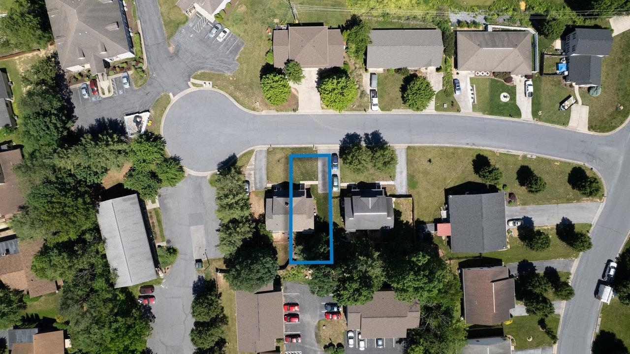 1098 ROBIN HOOD CT, ROCKINGHAM, Virginia 22801, 2 Bedrooms Bedrooms, ,1 BathroomBathrooms,Residential,1098 ROBIN HOOD CT,664831 MLS # 664831