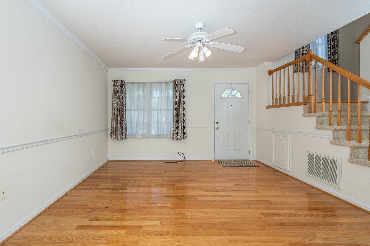 1098 ROBIN HOOD CT, ROCKINGHAM, Virginia 22801, 2 Bedrooms Bedrooms, ,1 BathroomBathrooms,Residential,1098 ROBIN HOOD CT,664831 MLS # 664831