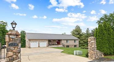 279 ENTERPRISE RD, CHURCHVILLE, Virginia 24421, 4 Bedrooms Bedrooms, ,2 BathroomsBathrooms,Residential,279 ENTERPRISE RD,664845 MLS # 664845
