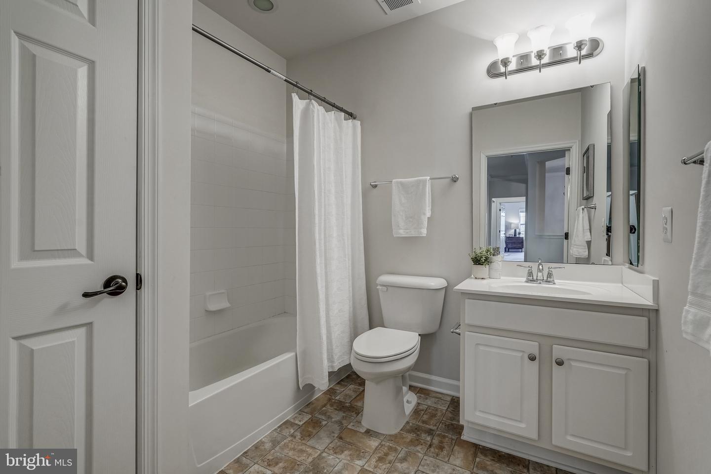 910 WESTWOOD VILLAGE WAY #202, MIDLOTHIAN, Virginia 23114, 2 Bedrooms Bedrooms, ,2 BathroomsBathrooms,Residential,For sale,910 WESTWOOD VILLAGE WAY #202,VACF2001092 MLS # VACF2001092