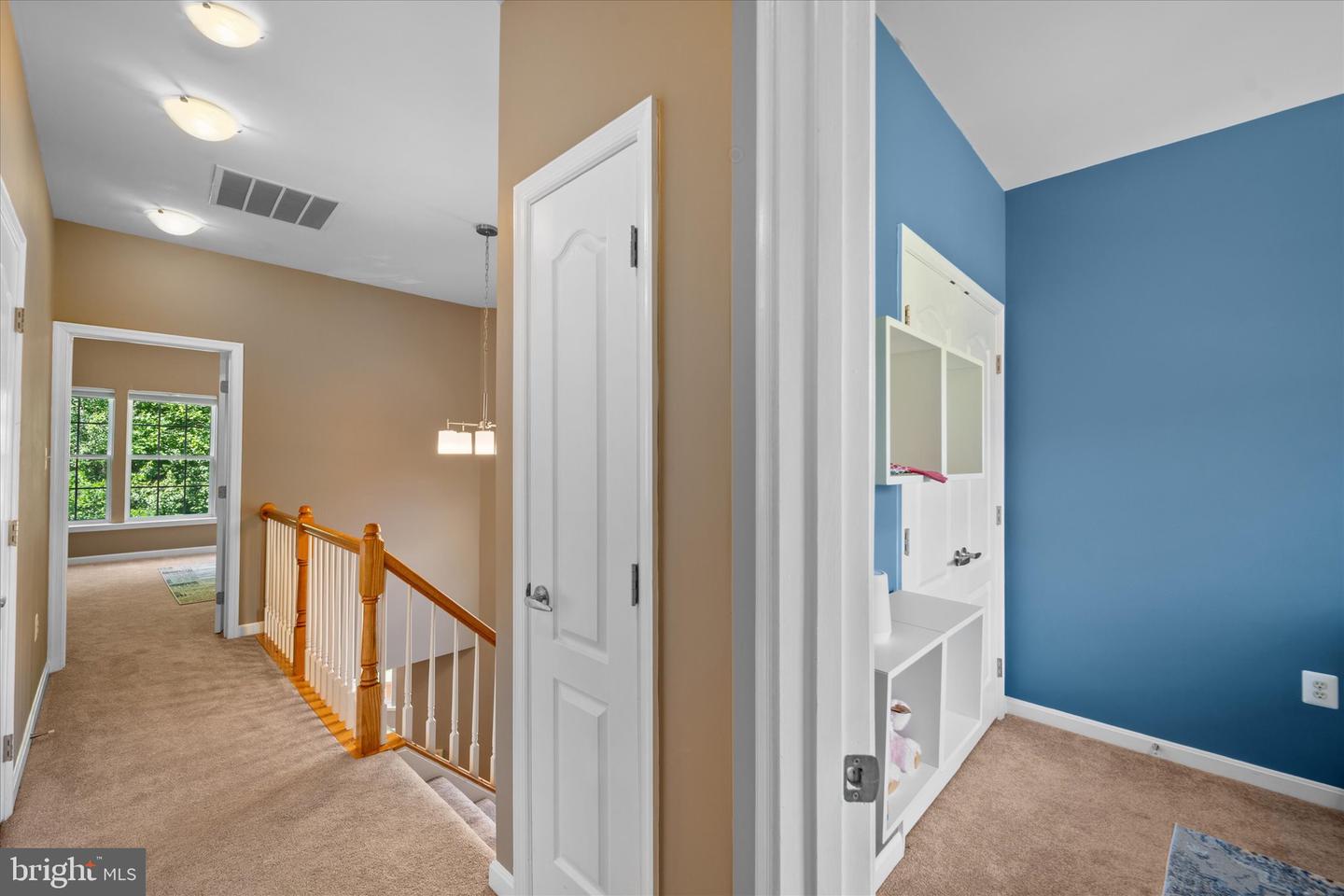 6476 SUTCLIFFE DR, ALEXANDRIA, Virginia 22315, 4 Bedrooms Bedrooms, ,3 BathroomsBathrooms,Residential,For sale,6476 SUTCLIFFE DR,VAFX2233690 MLS # VAFX2233690