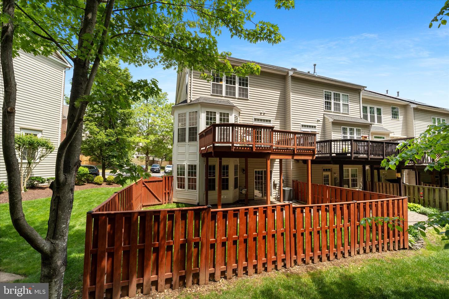 6476 SUTCLIFFE DR, ALEXANDRIA, Virginia 22315, 4 Bedrooms Bedrooms, ,3 BathroomsBathrooms,Residential,For sale,6476 SUTCLIFFE DR,VAFX2233690 MLS # VAFX2233690