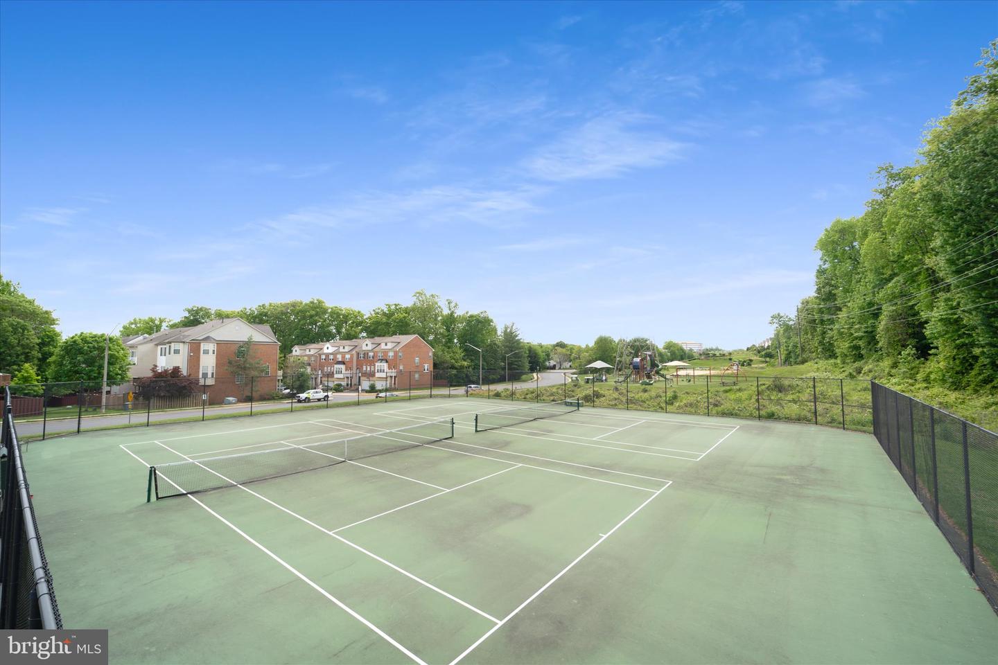 6476 SUTCLIFFE DR, ALEXANDRIA, Virginia 22315, 4 Bedrooms Bedrooms, ,3 BathroomsBathrooms,Residential,For sale,6476 SUTCLIFFE DR,VAFX2233690 MLS # VAFX2233690