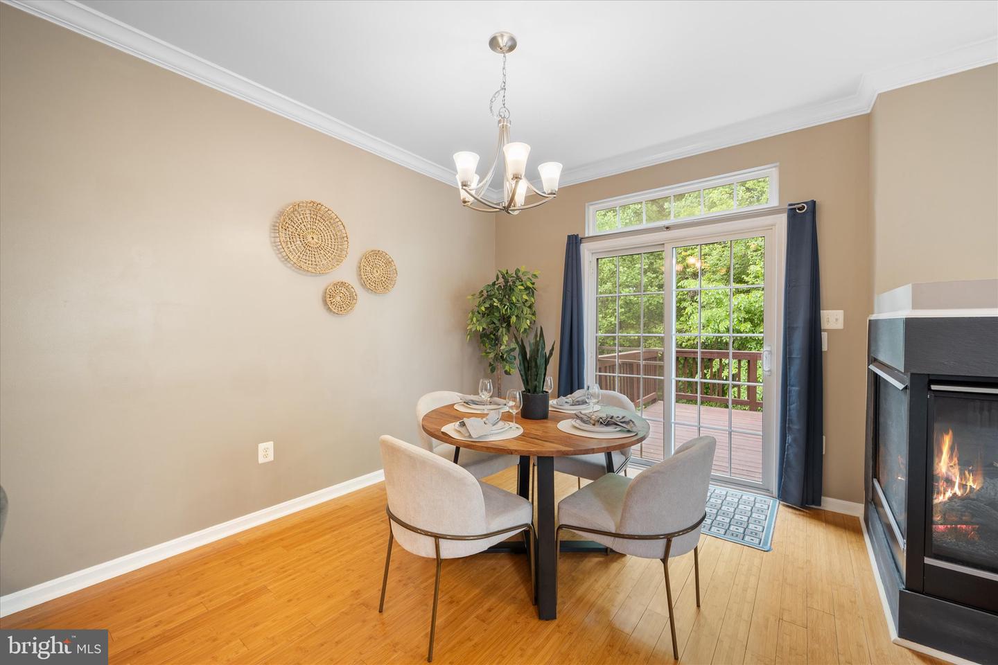 6476 SUTCLIFFE DR, ALEXANDRIA, Virginia 22315, 4 Bedrooms Bedrooms, ,3 BathroomsBathrooms,Residential,For sale,6476 SUTCLIFFE DR,VAFX2233690 MLS # VAFX2233690