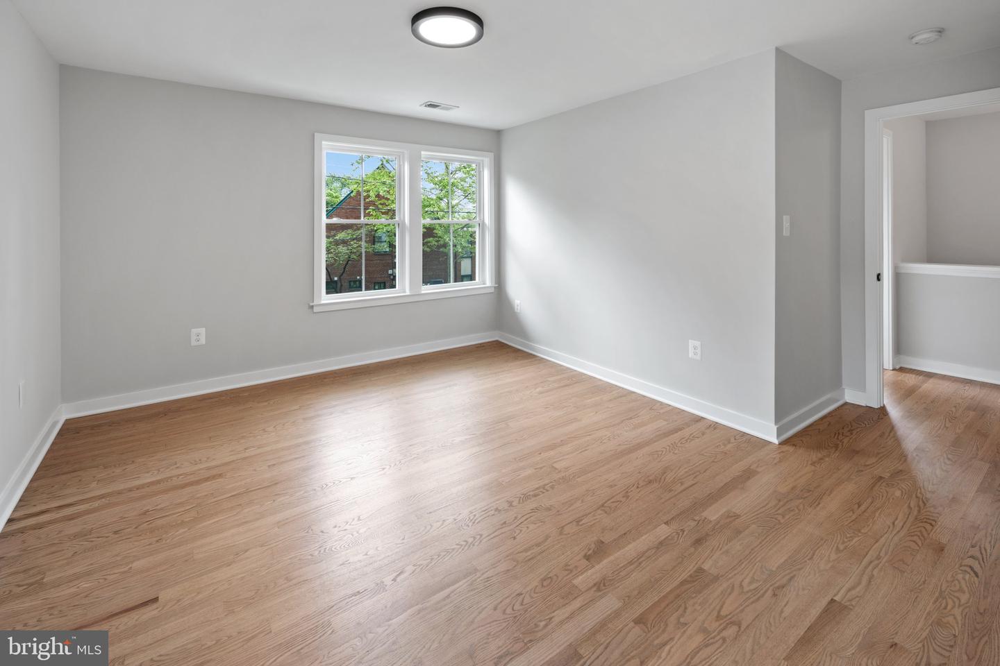 110 E SPRING ST, ALEXANDRIA, Virginia 22301, 4 Bedrooms Bedrooms, ,2 BathroomsBathrooms,Residential,For sale,110 E SPRING ST,VAAX2044536 MLS # VAAX2044536