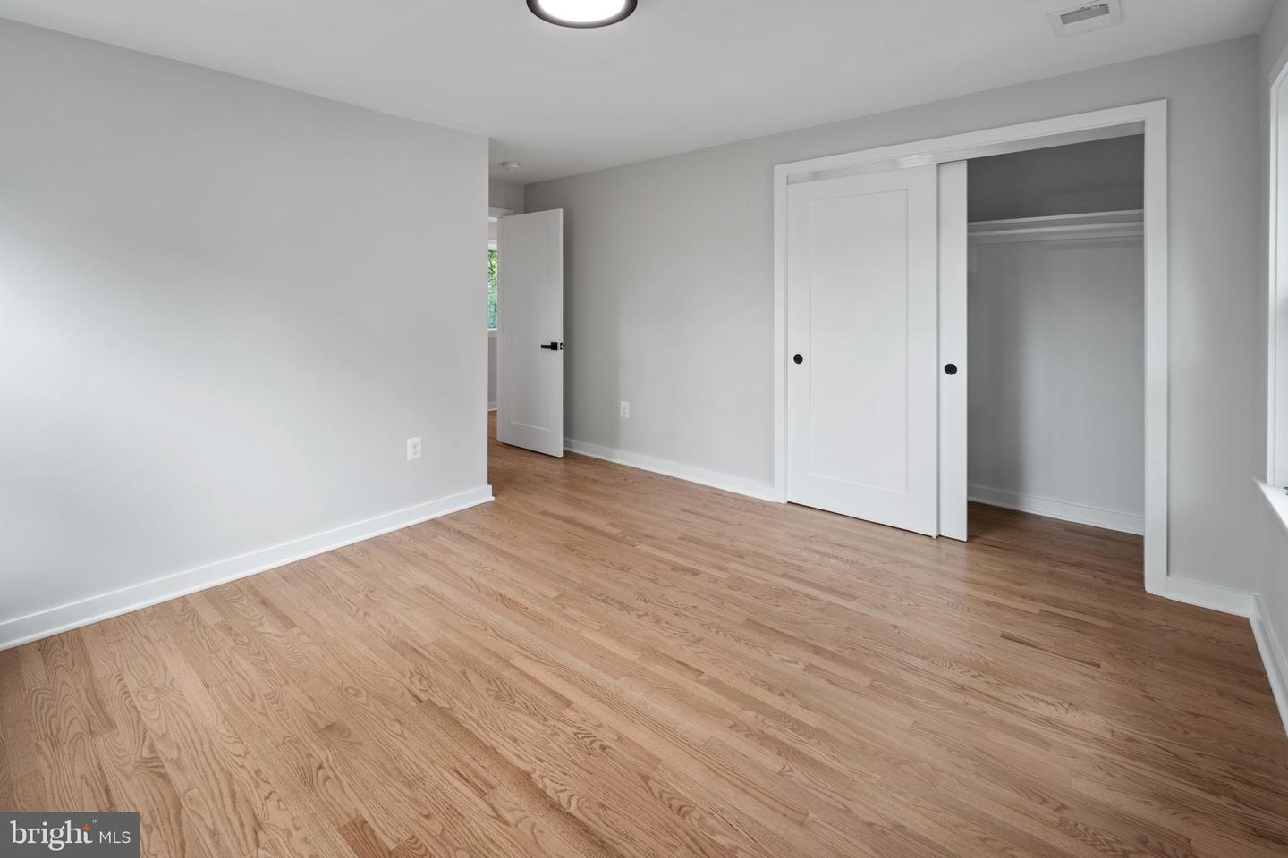 110 E SPRING ST, ALEXANDRIA, Virginia 22301, 4 Bedrooms Bedrooms, ,2 BathroomsBathrooms,Residential,For sale,110 E SPRING ST,VAAX2044536 MLS # VAAX2044536