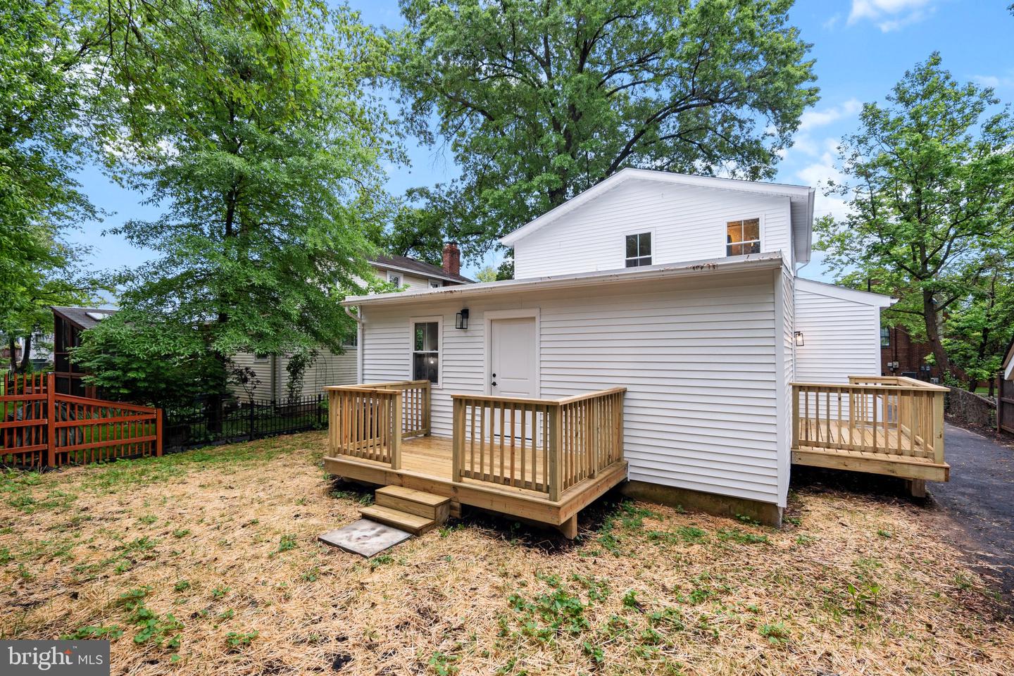110 E SPRING ST, ALEXANDRIA, Virginia 22301, 4 Bedrooms Bedrooms, ,2 BathroomsBathrooms,Residential,For sale,110 E SPRING ST,VAAX2044536 MLS # VAAX2044536