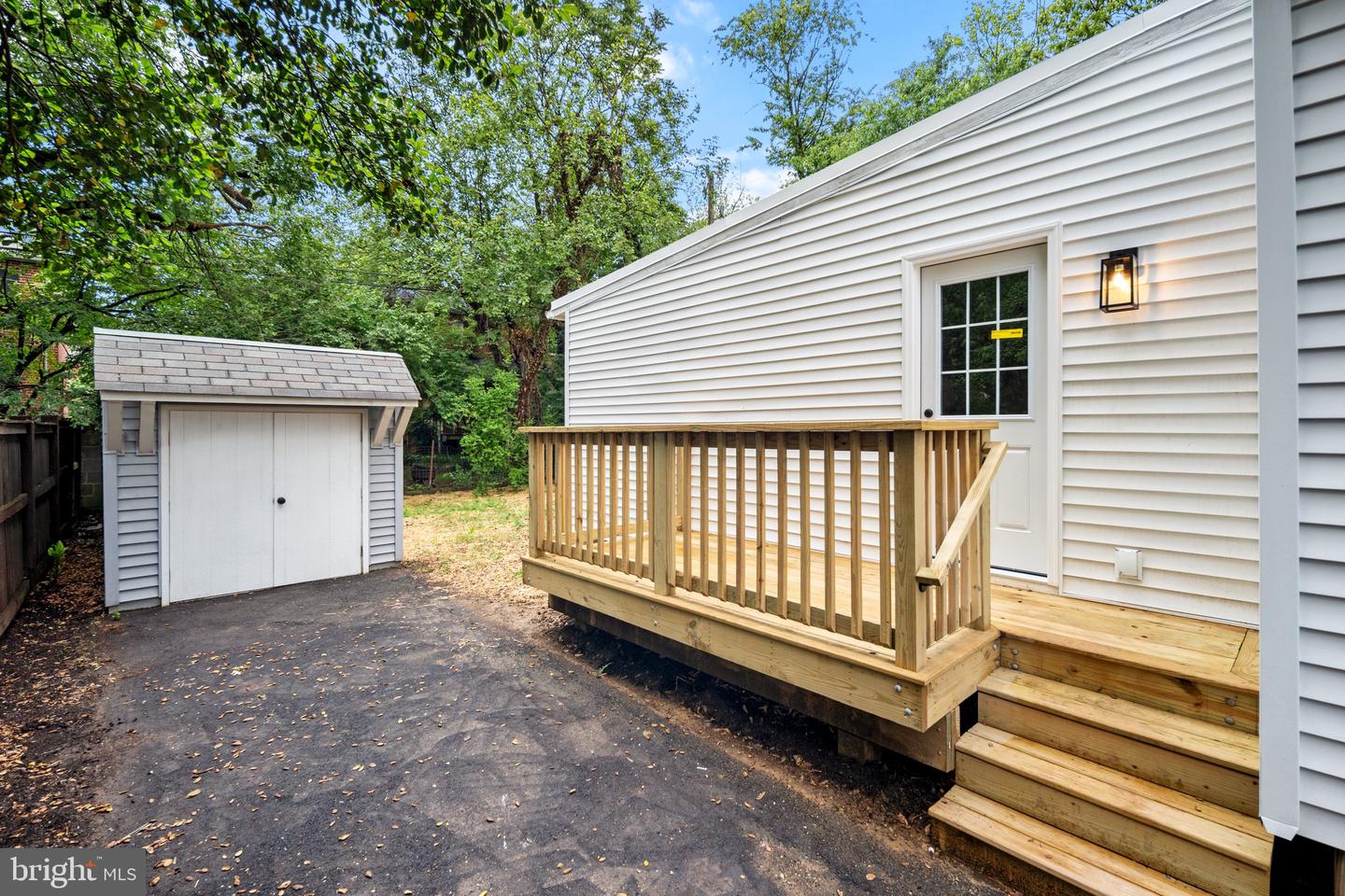 110 E SPRING ST, ALEXANDRIA, Virginia 22301, 4 Bedrooms Bedrooms, ,2 BathroomsBathrooms,Residential,For sale,110 E SPRING ST,VAAX2044536 MLS # VAAX2044536