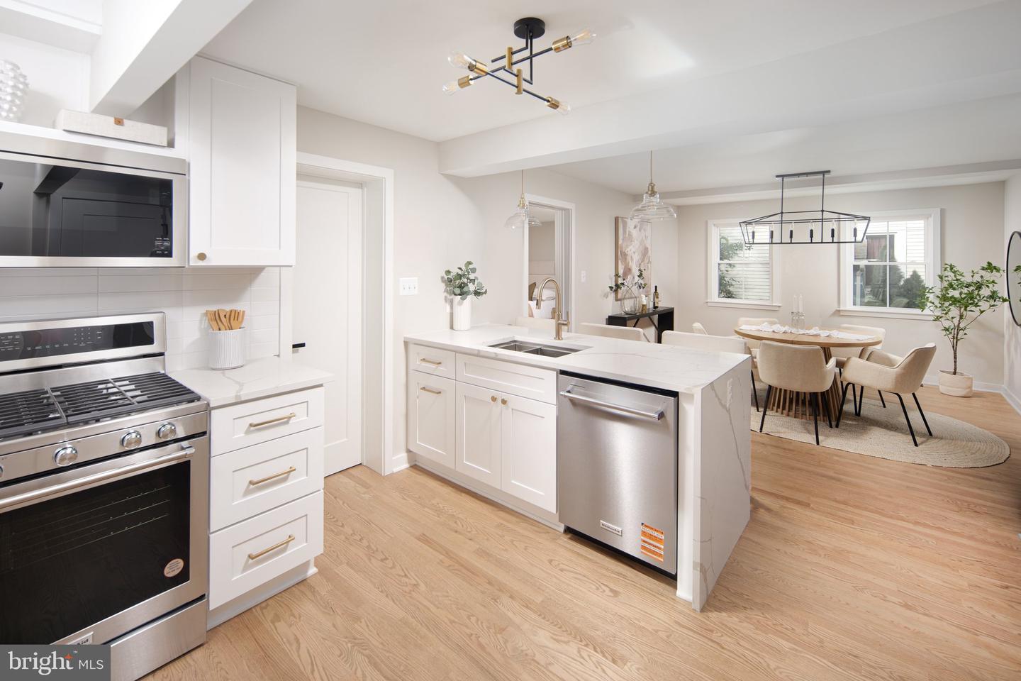 110 E SPRING ST, ALEXANDRIA, Virginia 22301, 4 Bedrooms Bedrooms, ,2 BathroomsBathrooms,Residential,For sale,110 E SPRING ST,VAAX2044536 MLS # VAAX2044536