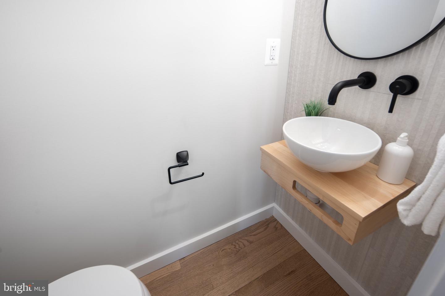 110 E SPRING ST, ALEXANDRIA, Virginia 22301, 4 Bedrooms Bedrooms, ,2 BathroomsBathrooms,Residential,For sale,110 E SPRING ST,VAAX2044536 MLS # VAAX2044536