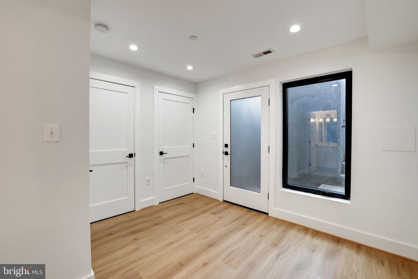 3210 8TH ST NE #1, WASHINGTON, District Of Columbia 20017, 3 Bedrooms Bedrooms, 3 Rooms Rooms,3 BathroomsBathrooms,Residential,For sale,3210 8TH ST NE #1,DCDC2198434 MLS # DCDC2198434