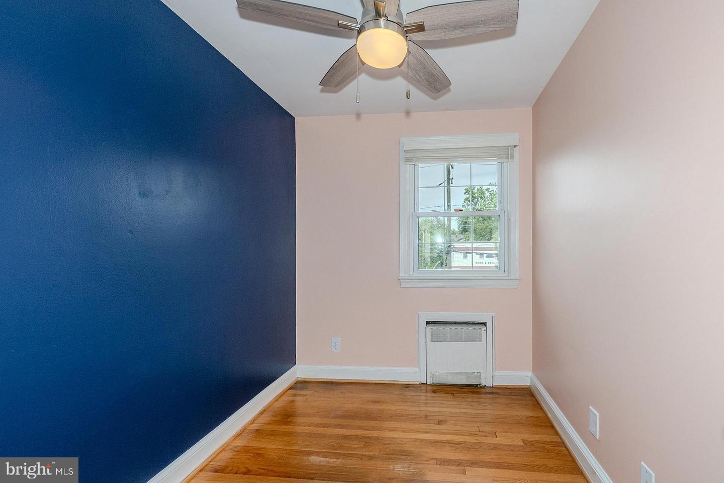219 E MONROE AVE, ALEXANDRIA, Virginia 22301, 3 Bedrooms Bedrooms, ,2 BathroomsBathrooms,Residential,For sale,219 E MONROE AVE,VAAX2044960 MLS # VAAX2044960