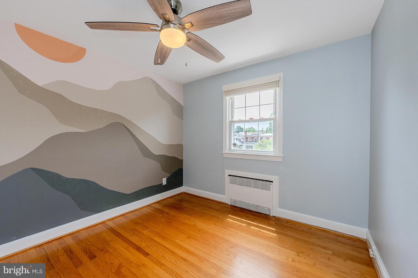 219 E MONROE AVE, ALEXANDRIA, Virginia 22301, 3 Bedrooms Bedrooms, ,2 BathroomsBathrooms,Residential,For sale,219 E MONROE AVE,VAAX2044960 MLS # VAAX2044960