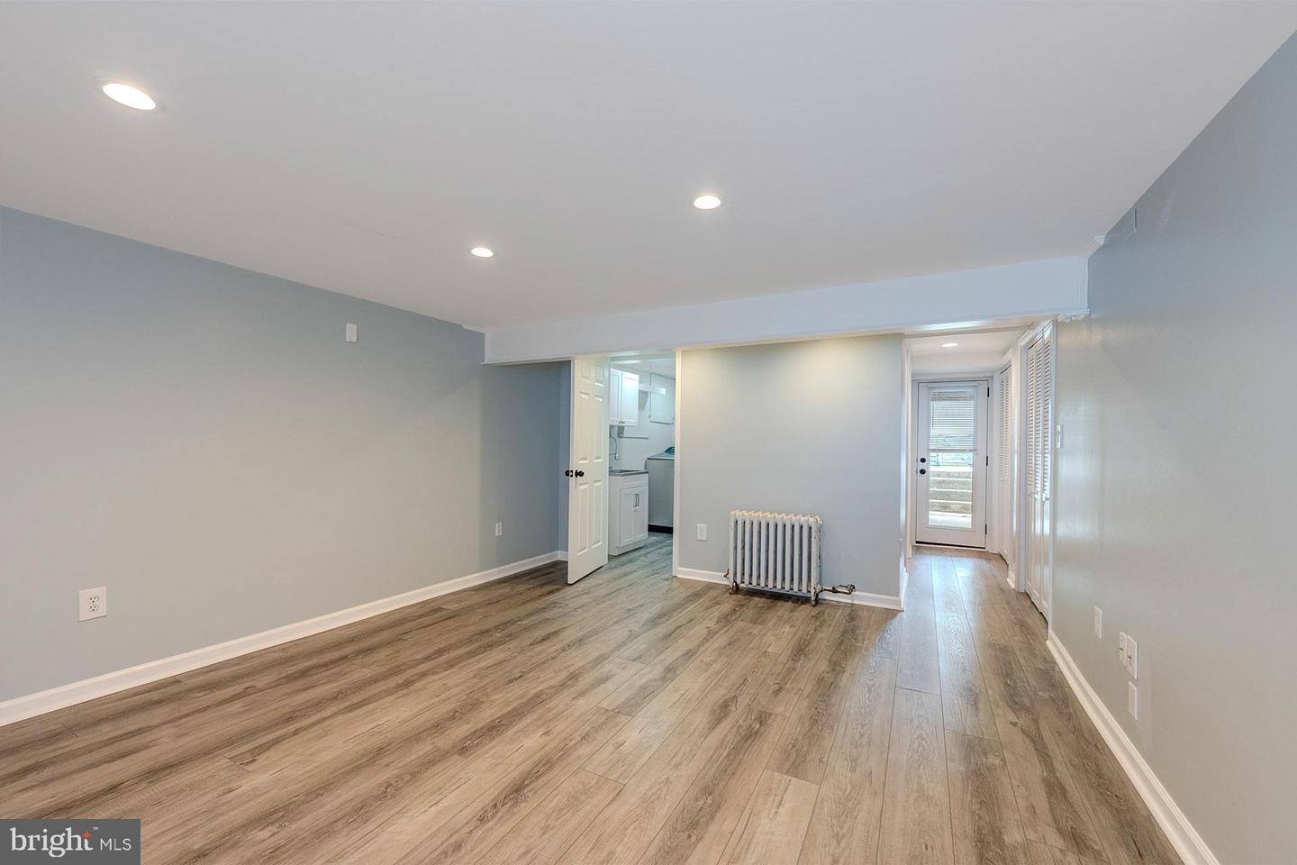 219 E MONROE AVE, ALEXANDRIA, Virginia 22301, 3 Bedrooms Bedrooms, ,2 BathroomsBathrooms,Residential,For sale,219 E MONROE AVE,VAAX2044960 MLS # VAAX2044960