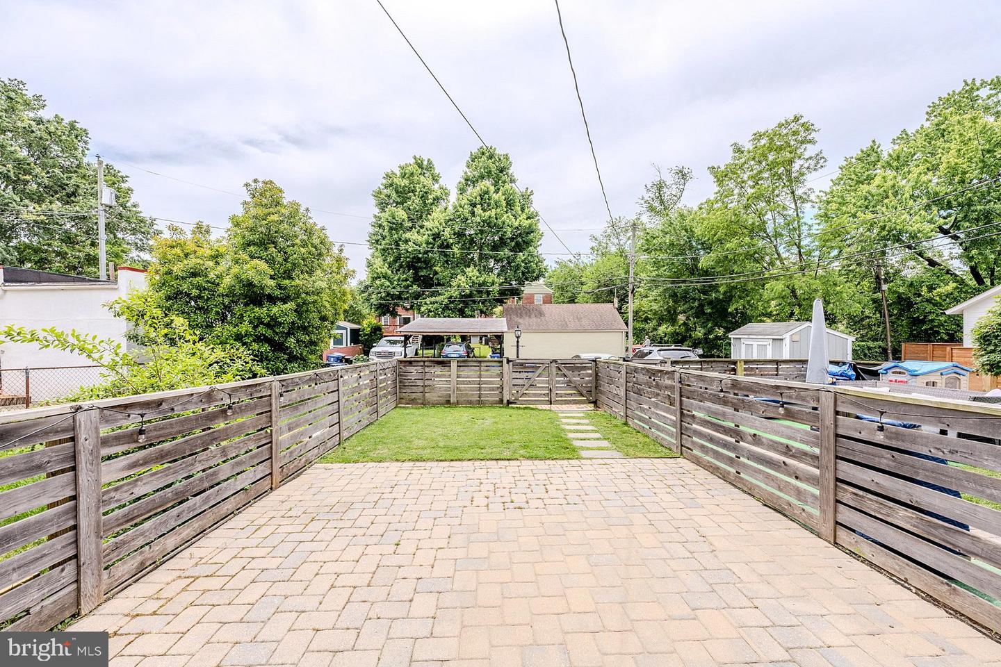 219 E MONROE AVE, ALEXANDRIA, Virginia 22301, 3 Bedrooms Bedrooms, ,2 BathroomsBathrooms,Residential,For sale,219 E MONROE AVE,VAAX2044960 MLS # VAAX2044960
