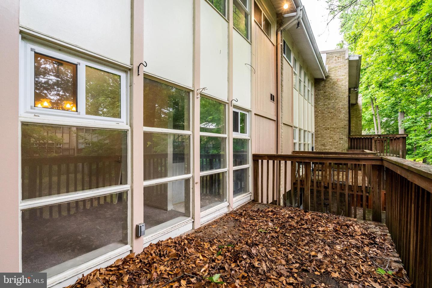 4404 FOREST GLEN CT, ANNANDALE, Virginia 22003, 4 Bedrooms Bedrooms, ,2 BathroomsBathrooms,Residential,For sale,4404 FOREST GLEN CT,VAFX2239570 MLS # VAFX2239570