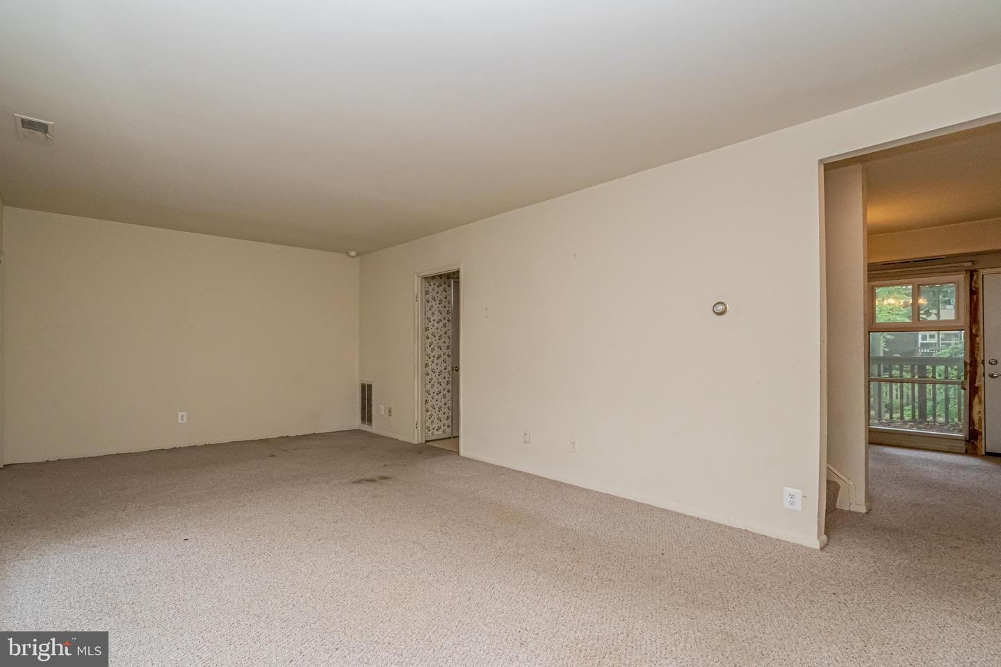 4404 FOREST GLEN CT, ANNANDALE, Virginia 22003, 4 Bedrooms Bedrooms, ,2 BathroomsBathrooms,Residential,For sale,4404 FOREST GLEN CT,VAFX2239570 MLS # VAFX2239570