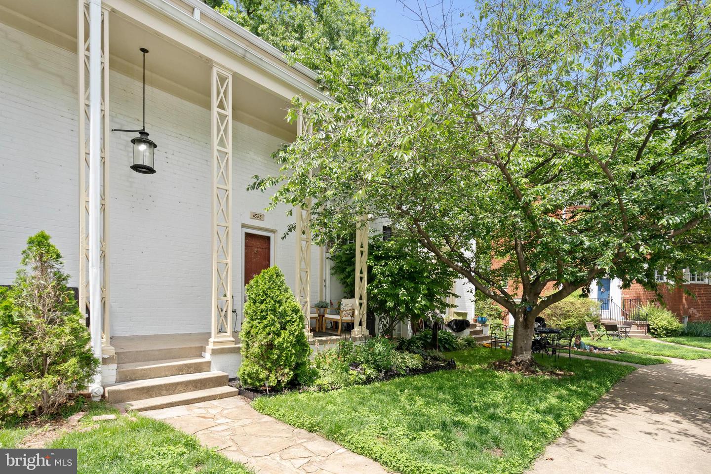 1623 RIPON PL, ALEXANDRIA, Virginia 22302, 2 Bedrooms Bedrooms, ,1 BathroomBathrooms,Residential,For sale,1623 RIPON PL,VAAX2045272 MLS # VAAX2045272