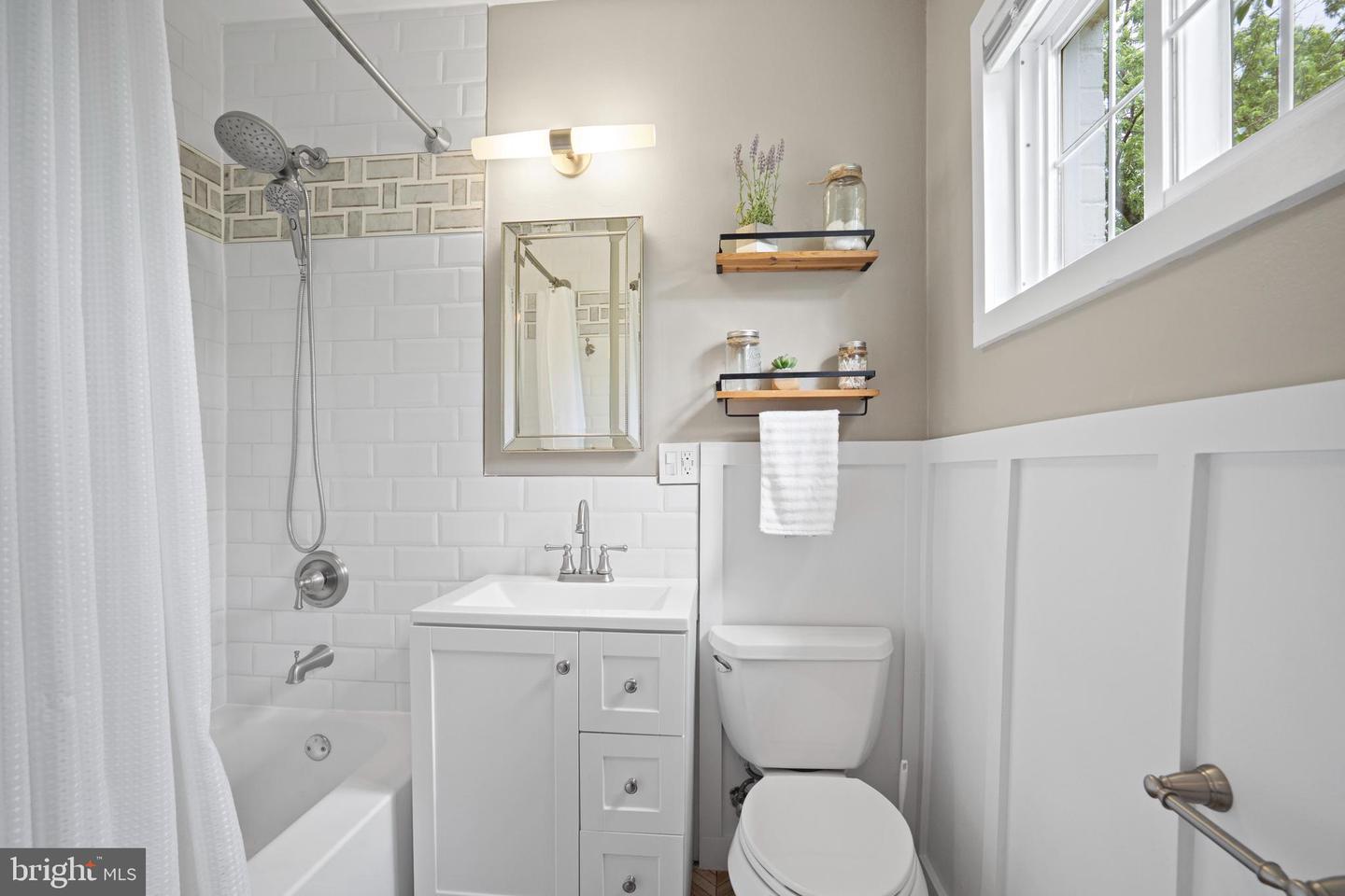 1623 RIPON PL, ALEXANDRIA, Virginia 22302, 2 Bedrooms Bedrooms, ,1 BathroomBathrooms,Residential,For sale,1623 RIPON PL,VAAX2045272 MLS # VAAX2045272