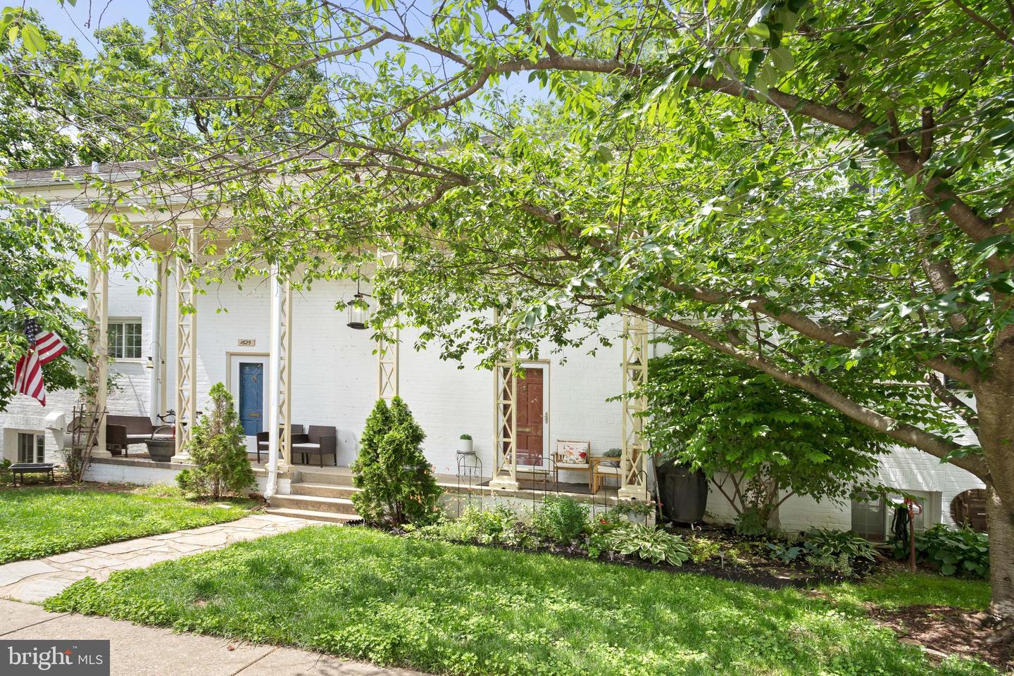1623 RIPON PL, ALEXANDRIA, Virginia 22302, 2 Bedrooms Bedrooms, ,1 BathroomBathrooms,Residential,For sale,1623 RIPON PL,VAAX2045272 MLS # VAAX2045272