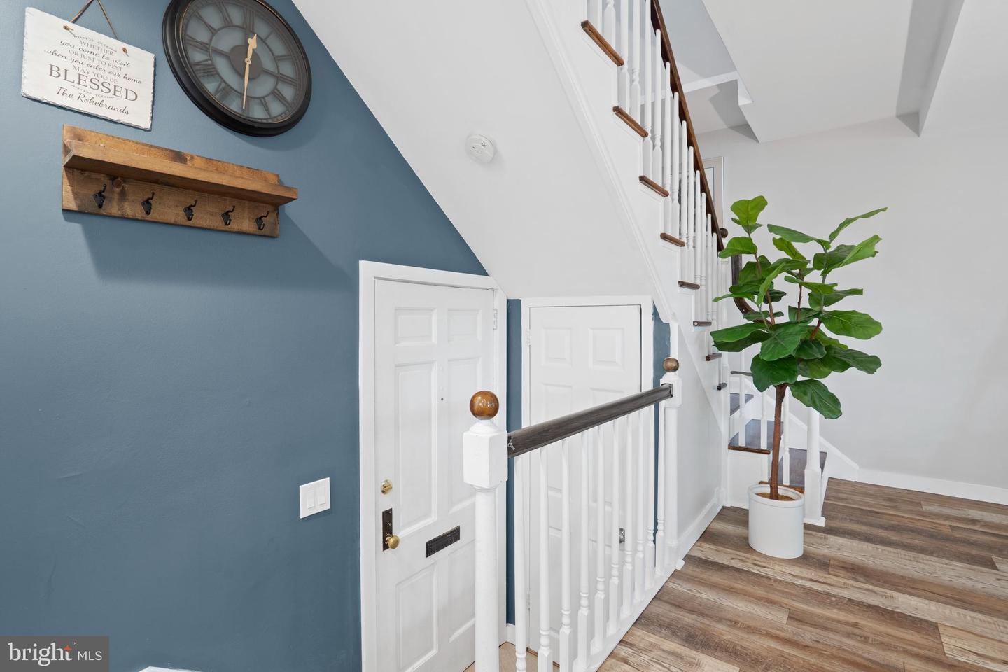 1623 RIPON PL, ALEXANDRIA, Virginia 22302, 2 Bedrooms Bedrooms, ,1 BathroomBathrooms,Residential,For sale,1623 RIPON PL,VAAX2045272 MLS # VAAX2045272
