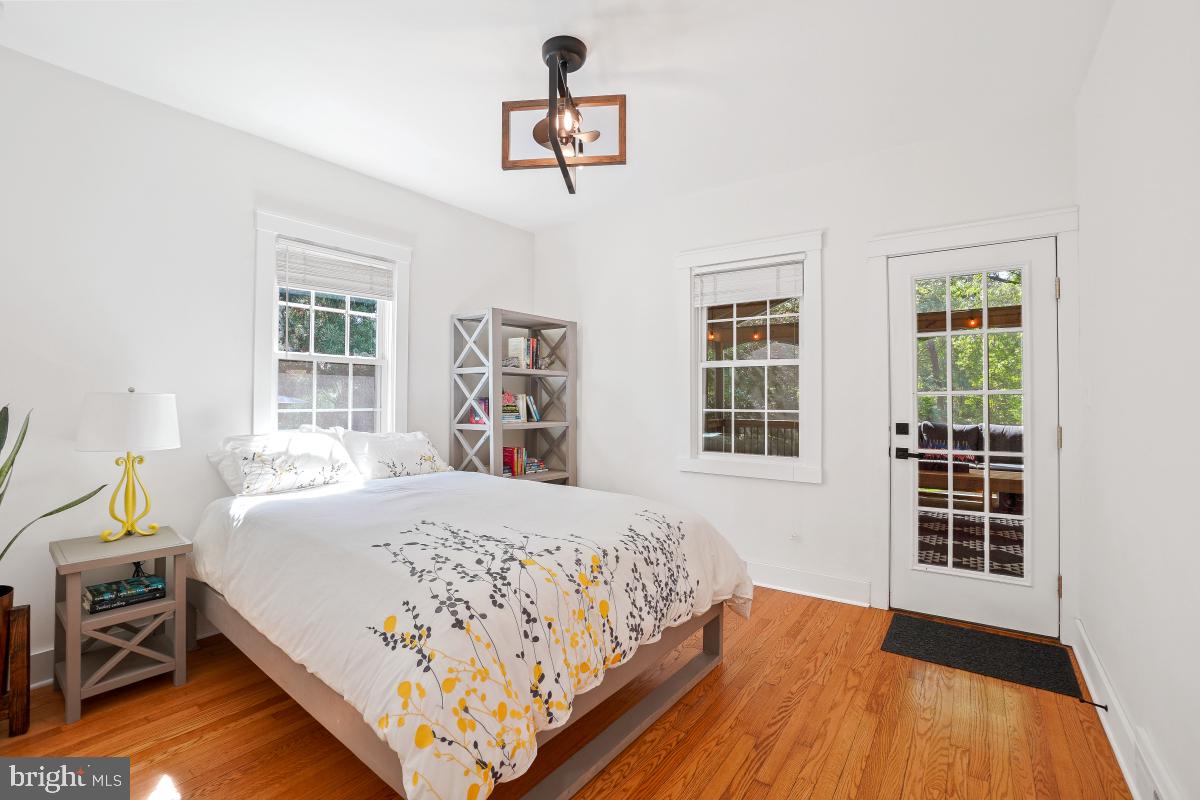 3700 8TH ST S, ARLINGTON, Virginia 22204, 3 Bedrooms Bedrooms, ,3 BathroomsBathrooms,Residential,For sale,3700 8TH ST S,VAAR2057490 MLS # VAAR2057490
