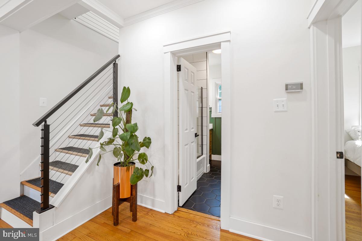 3700 8TH ST S, ARLINGTON, Virginia 22204, 3 Bedrooms Bedrooms, ,3 BathroomsBathrooms,Residential,For sale,3700 8TH ST S,VAAR2057490 MLS # VAAR2057490