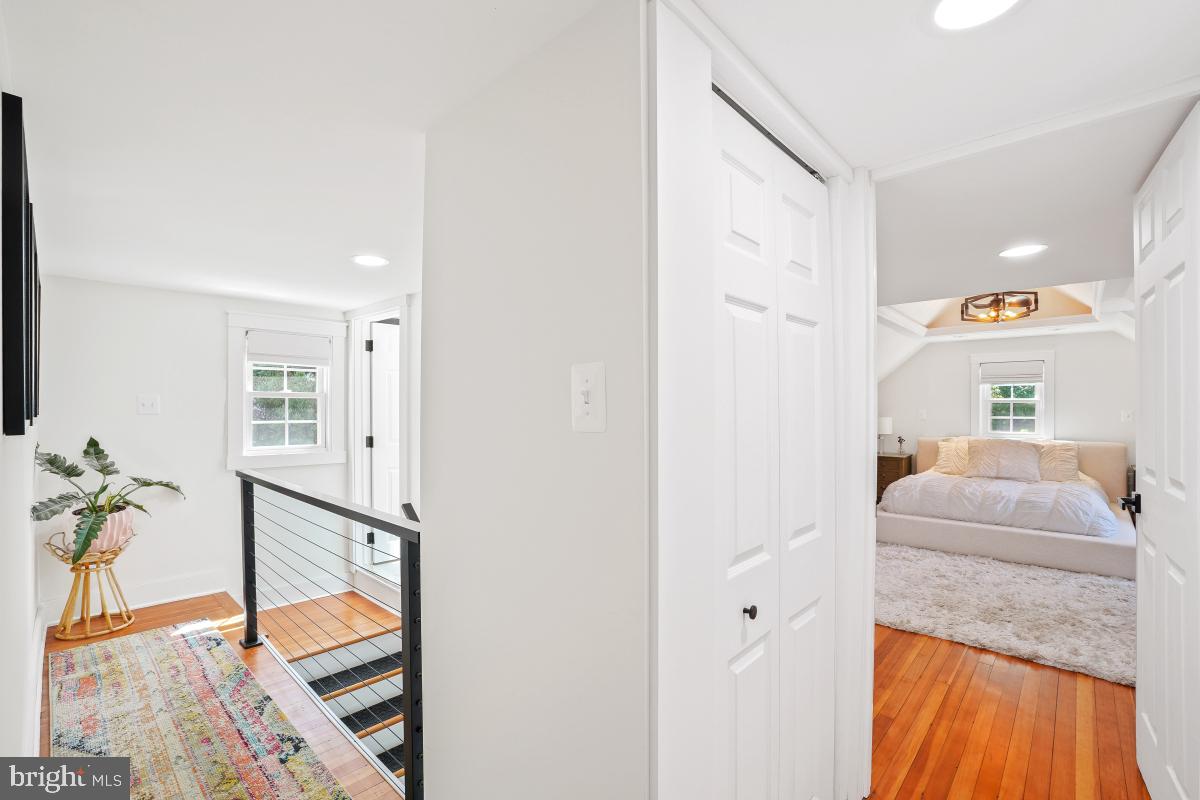3700 8TH ST S, ARLINGTON, Virginia 22204, 3 Bedrooms Bedrooms, ,3 BathroomsBathrooms,Residential,For sale,3700 8TH ST S,VAAR2057490 MLS # VAAR2057490