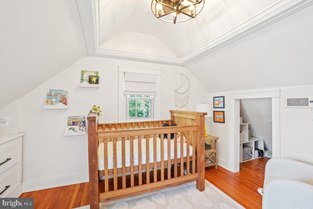 3700 8TH ST S, ARLINGTON, Virginia 22204, 3 Bedrooms Bedrooms, ,3 BathroomsBathrooms,Residential,For sale,3700 8TH ST S,VAAR2057490 MLS # VAAR2057490