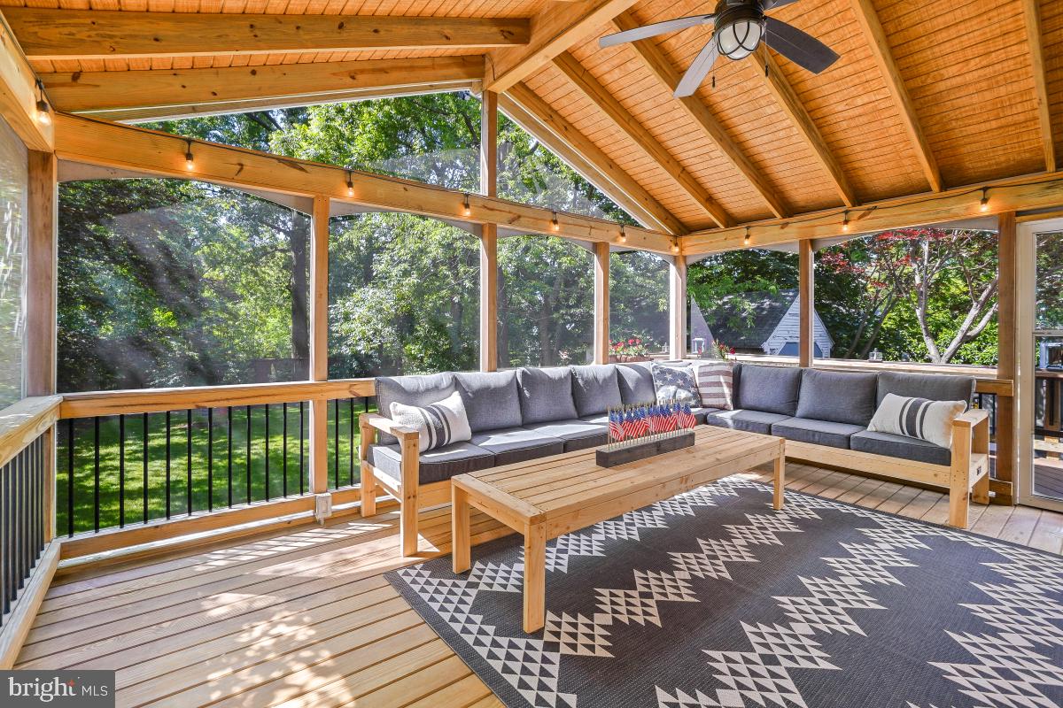 3700 8TH ST S, ARLINGTON, Virginia 22204, 3 Bedrooms Bedrooms, ,3 BathroomsBathrooms,Residential,For sale,3700 8TH ST S,VAAR2057490 MLS # VAAR2057490