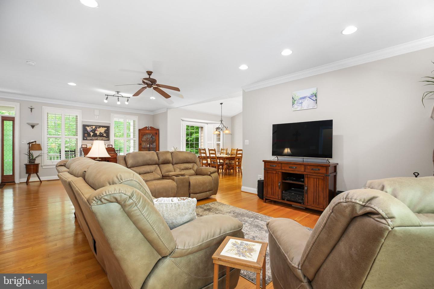 77 TIMBERIDGE DR, FREDERICKSBURG, Virginia 22406, 4 Bedrooms Bedrooms, ,3 BathroomsBathrooms,Residential,For sale,77 TIMBERIDGE DR,VAST2038998 MLS # VAST2038998