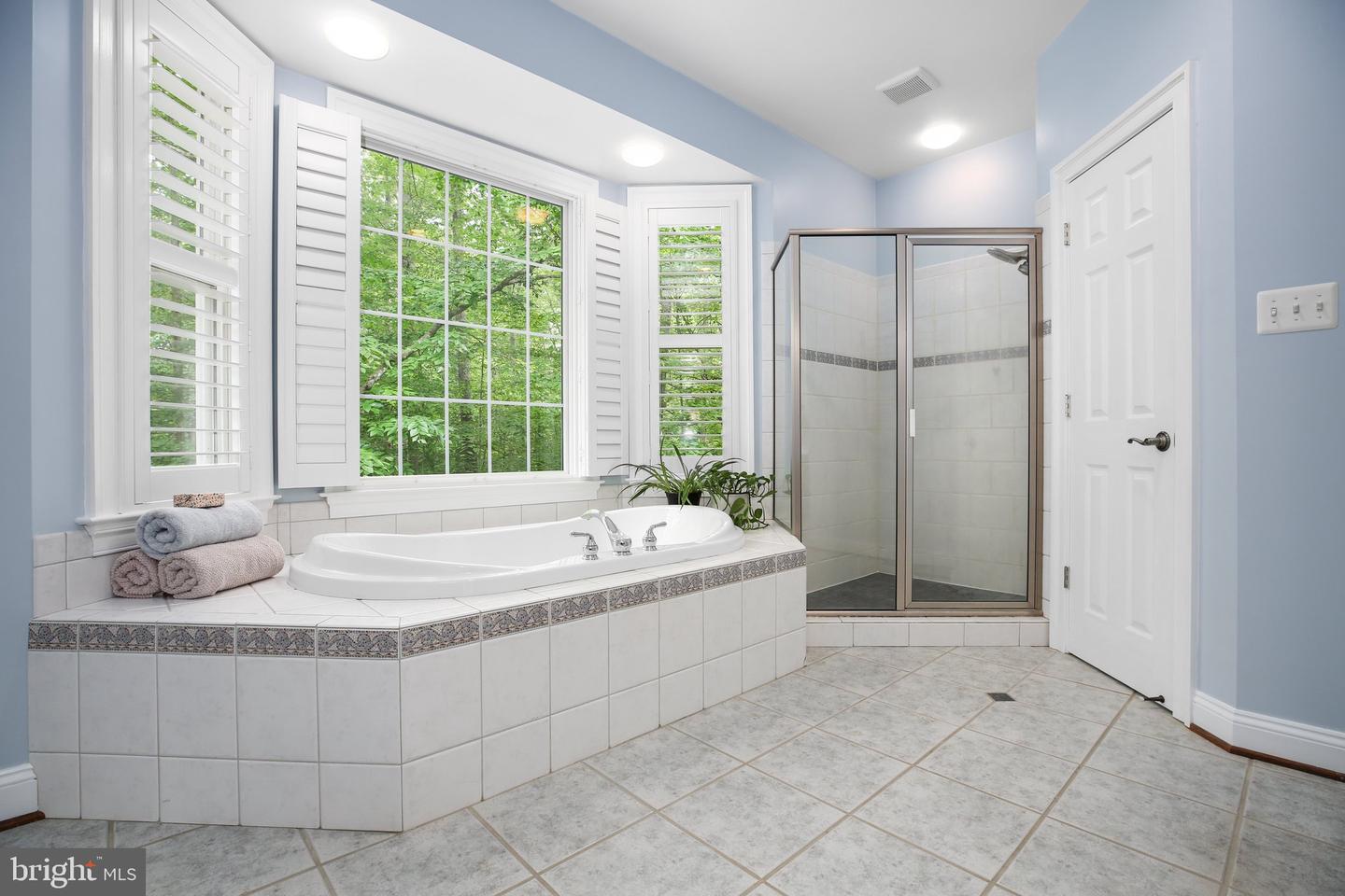 77 TIMBERIDGE DR, FREDERICKSBURG, Virginia 22406, 4 Bedrooms Bedrooms, ,3 BathroomsBathrooms,Residential,For sale,77 TIMBERIDGE DR,VAST2038998 MLS # VAST2038998