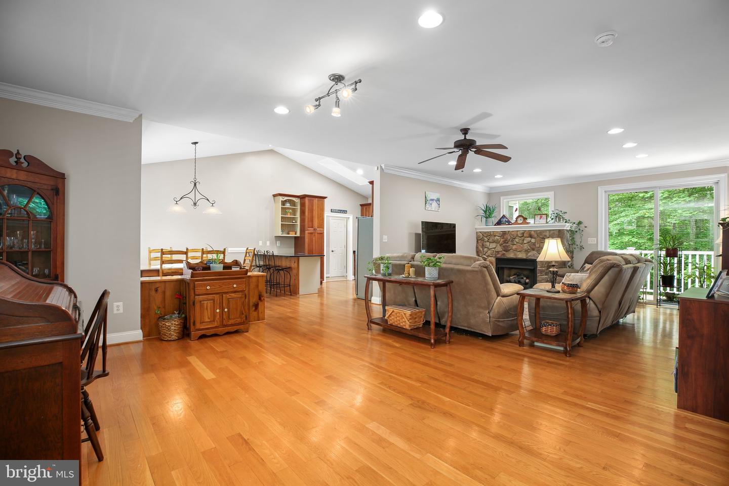 77 TIMBERIDGE DR, FREDERICKSBURG, Virginia 22406, 4 Bedrooms Bedrooms, ,3 BathroomsBathrooms,Residential,For sale,77 TIMBERIDGE DR,VAST2038998 MLS # VAST2038998