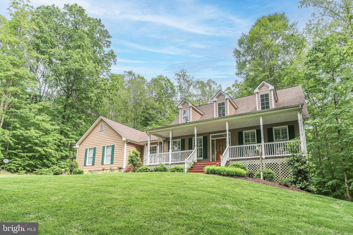 77 TIMBERIDGE DR, FREDERICKSBURG, Virginia 22406, 4 Bedrooms Bedrooms, ,3 BathroomsBathrooms,Residential,For sale,77 TIMBERIDGE DR,VAST2038998 MLS # VAST2038998