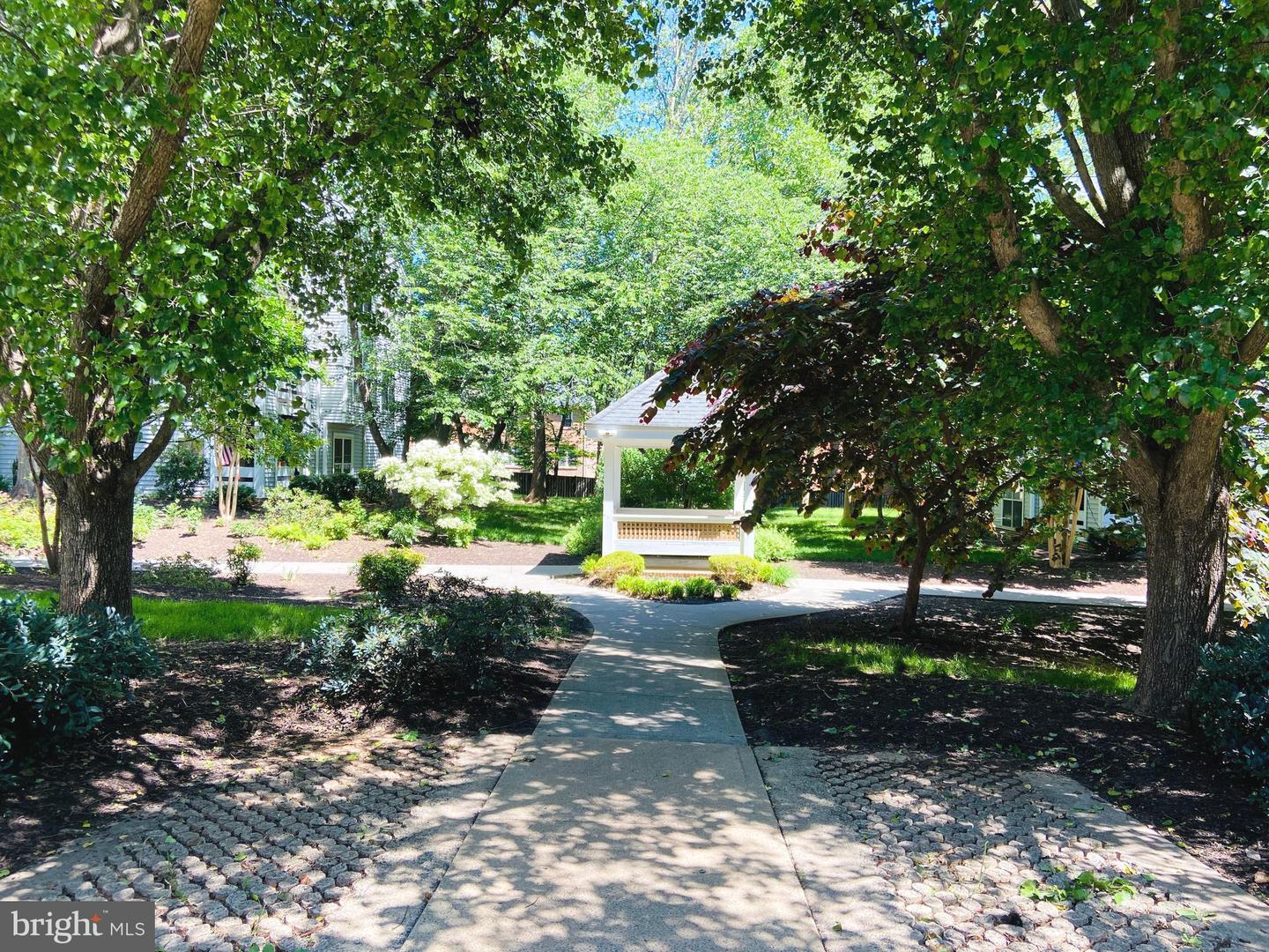 10300 APPALACHIAN CIR #102, OAKTON, Virginia 22124, 1 Bedroom Bedrooms, ,1 BathroomBathrooms,Residential,For sale,10300 APPALACHIAN CIR #102,VAFX2241936 MLS # VAFX2241936