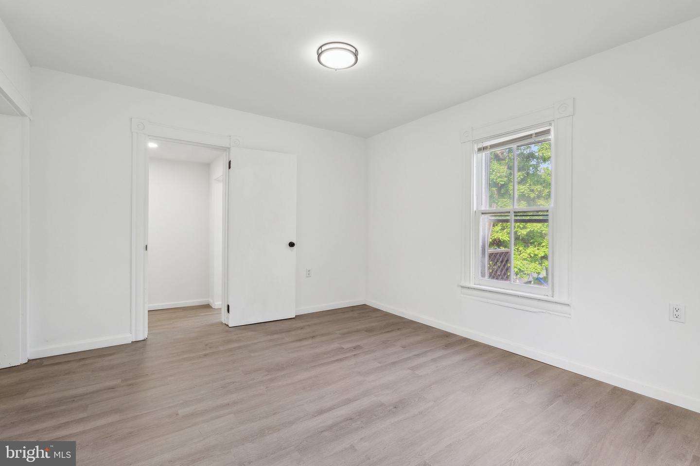 707 S BRADDOCK ST, WINCHESTER, Virginia 22601, 5 Bedrooms Bedrooms, ,2 BathroomsBathrooms,Residential,For sale,707 S BRADDOCK ST,VAWI2007716 MLS # VAWI2007716