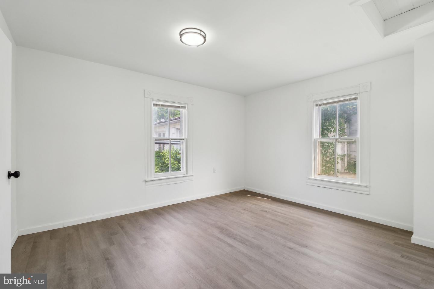 707 S BRADDOCK ST, WINCHESTER, Virginia 22601, 5 Bedrooms Bedrooms, ,2 BathroomsBathrooms,Residential,For sale,707 S BRADDOCK ST,VAWI2007716 MLS # VAWI2007716
