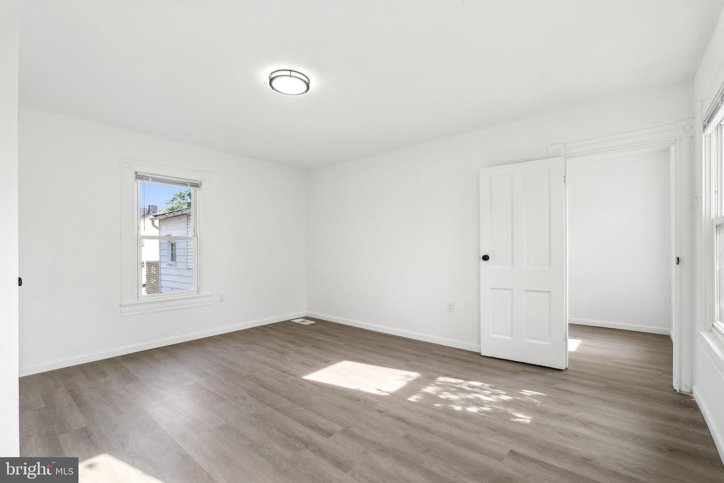 707 S BRADDOCK ST, WINCHESTER, Virginia 22601, 5 Bedrooms Bedrooms, ,2 BathroomsBathrooms,Residential,For sale,707 S BRADDOCK ST,VAWI2007716 MLS # VAWI2007716