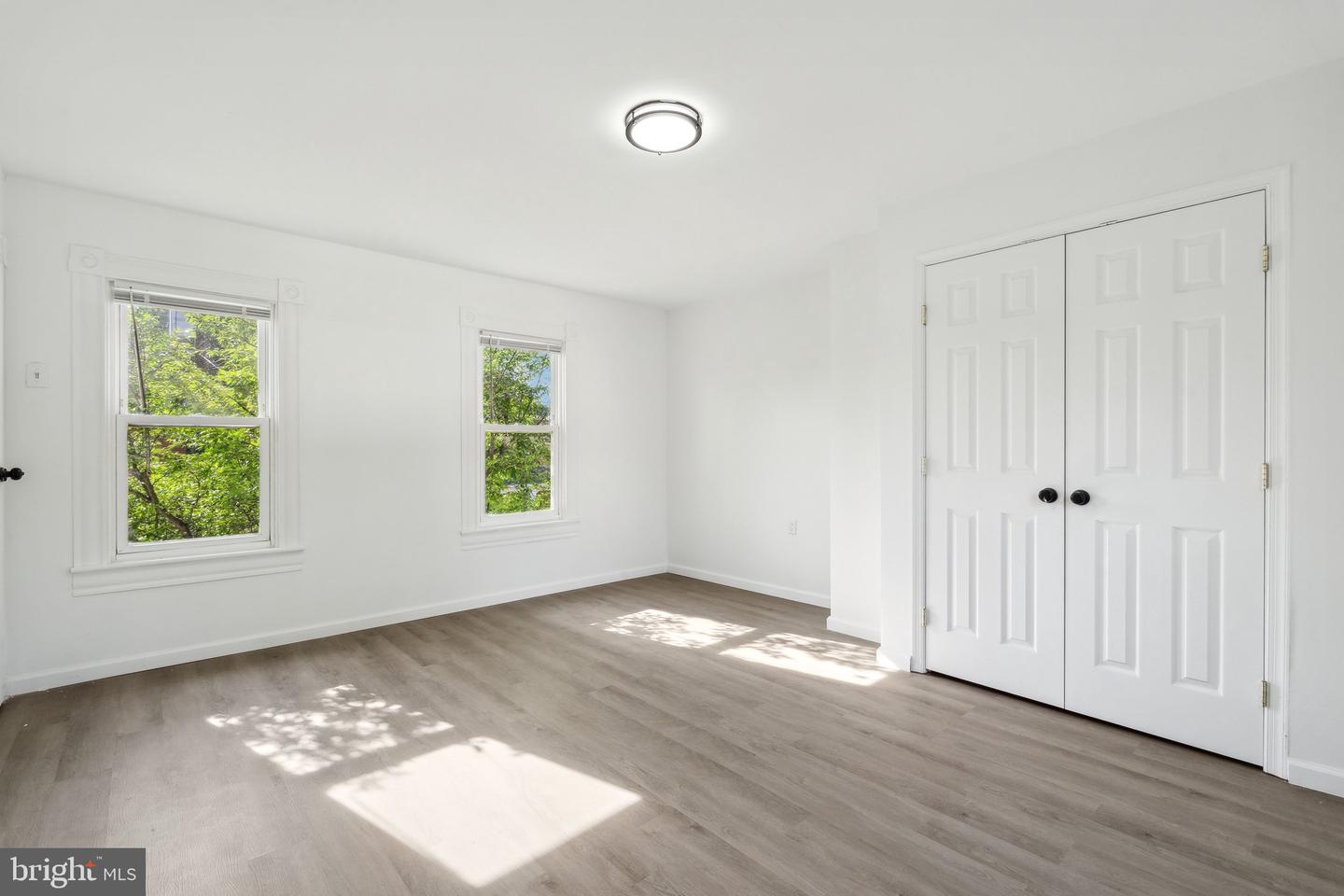 707 S BRADDOCK ST, WINCHESTER, Virginia 22601, 5 Bedrooms Bedrooms, ,2 BathroomsBathrooms,Residential,For sale,707 S BRADDOCK ST,VAWI2007716 MLS # VAWI2007716