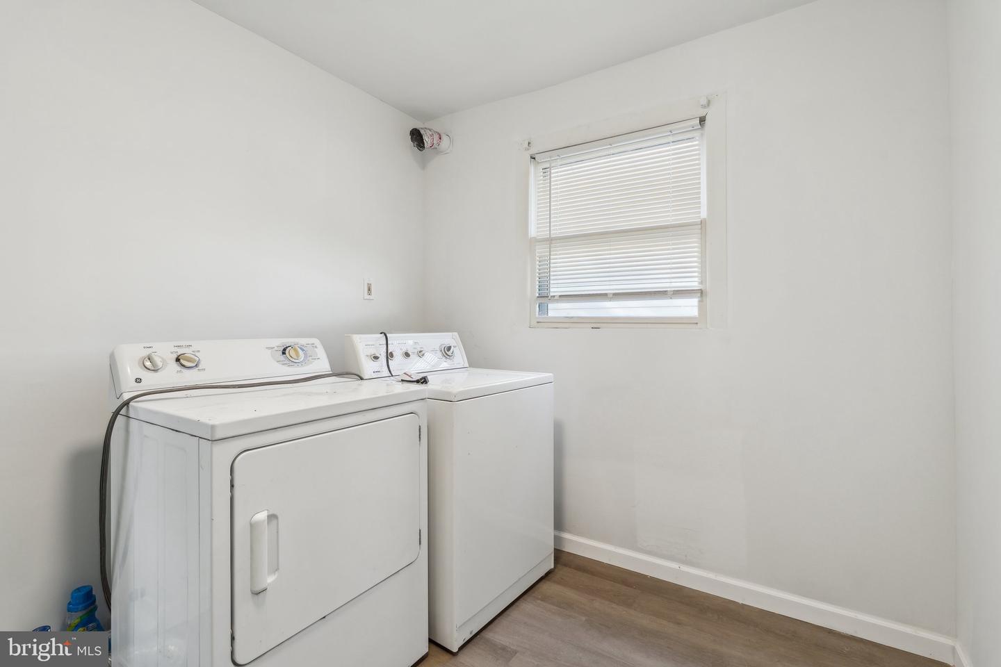 707 S BRADDOCK ST, WINCHESTER, Virginia 22601, 5 Bedrooms Bedrooms, ,2 BathroomsBathrooms,Residential,For sale,707 S BRADDOCK ST,VAWI2007716 MLS # VAWI2007716