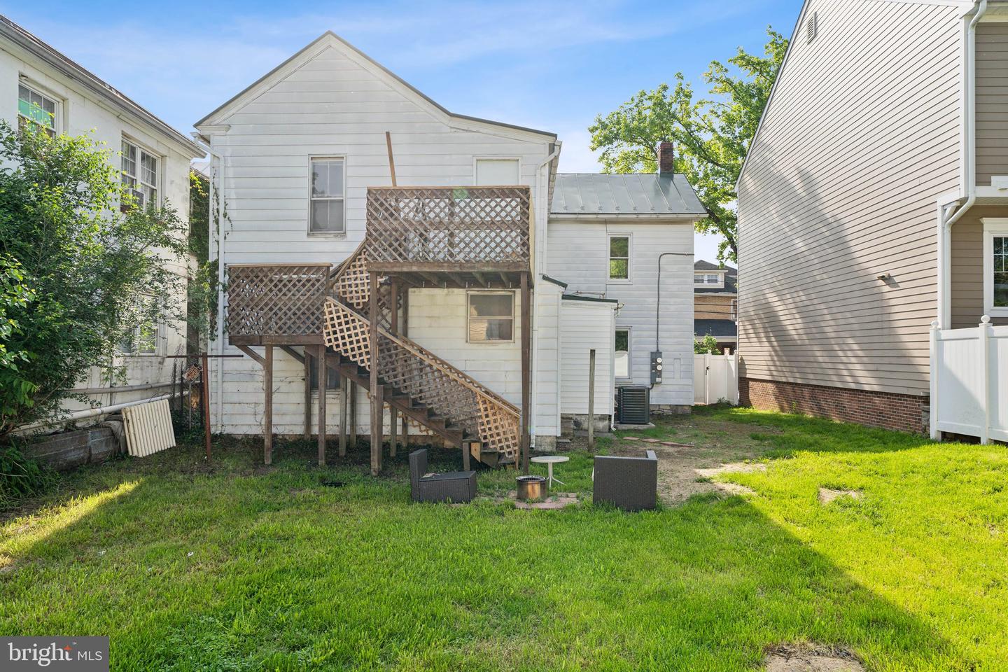 707 S BRADDOCK ST, WINCHESTER, Virginia 22601, 5 Bedrooms Bedrooms, ,2 BathroomsBathrooms,Residential,For sale,707 S BRADDOCK ST,VAWI2007716 MLS # VAWI2007716